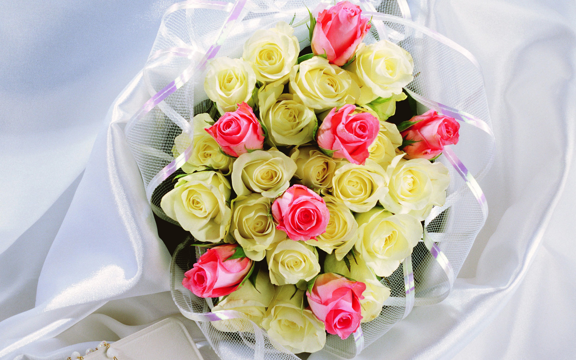 531 9 باقات زهور - اجمل باقات الزهور دينا عمار