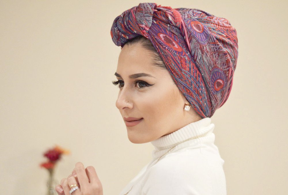 12856 3 لفات حجاب للحفلات - تالقى باجمل ربطات طرح على الموضة كرستينا رضا
