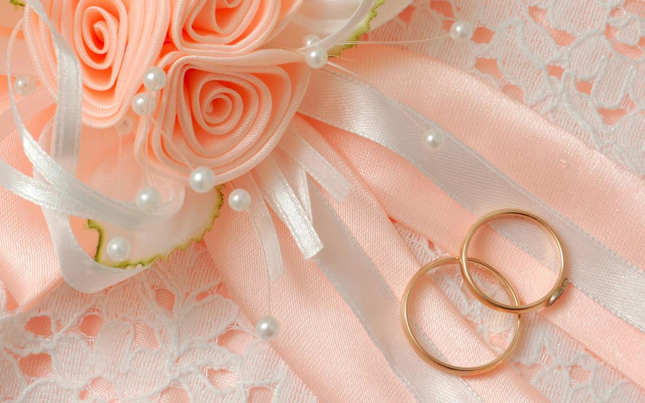 4049 2 تفسير حلم الخاتم الذهب للمتزوجة - لبس المتزوجة للخاتم الذهب في الحلم لبنى كرومي